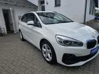 Gebraucht BMW 220 Active Tourer Sport Line 192 PS (141 kW) 2019 Weiß (alpinweiss 3) Van / Kleinbus