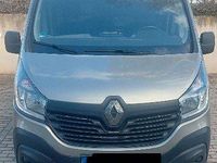 Gebraucht Renault Trafic 145 PS (106 kW) 2017 Braun Van / Kleinbus