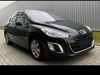 Gebraucht Peugeot 308 112 PS (82 kW) 2013 Schwarz Kleinwagen