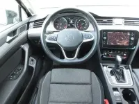 Gebraucht VW Passat 150 PS (110 kW) 2022 Grau Kombi