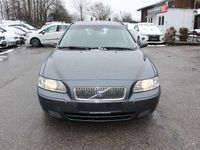 Gebraucht Volvo V70 185 PS (136 kW) 2006 Titanium grey pearl / metallic Kombi