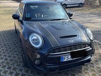 Gebraucht Mini Cooper S 192 PS (141 kW) 2019 Schwarz Kleinwagen