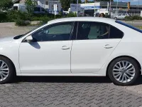 Gebraucht VW Jetta 105 PS (77 kW) 2011 Weiß Limousine