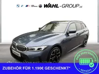 Gebraucht BMW 330e M Sport 292 PS (214 kW) 2025 Arctic race blue metallic Kombi
