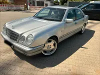 Gebraucht Mercedes E280 193 PS (141 kW) 1997 Silber Limousine