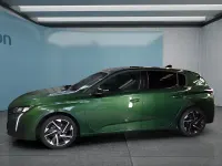 Gebraucht Peugeot 308 Allure 131 PS (96 kW) 2023 Grün Kleinwagen