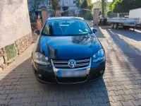 Second-hand VW Jetta 146 CP (107 kW) 2006 Albastru Berlinǎ
