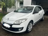 Gebraucht Renault Mégane 101 PS (74 kW) 2013 Weiß Limousine