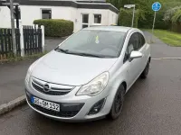 Używany Opel Corsa Innovation 69 KM (50 kW) 2011 Srebrny Hatchback