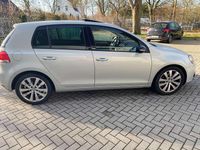 Gebraucht VW Golf VI Style 122 PS (89 kW) 2011 Silver leaf metallic Kleinwagen