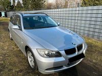 Gebraucht BMW 320 163 PS (119 kW) 2006 Silber Kombi