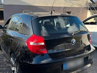 Gebraucht BMW 116 116 PS (85 kW) 2009 Schwarz Kleinwagen