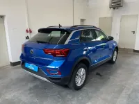 Gebraucht VW T-Roc Life 150 PS (110 kW) 2023 Blau SUV