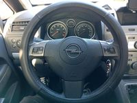 Gebraucht Opel Zafira 140 PS (102 kW) 2008 Silber Van / Kleinbus