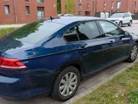 Gebraucht VW Passat 125 PS (91 kW) 2017 Blau Limousine