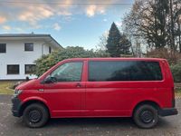 Gebraucht VW Transporter 102 PS (75 kW) 2018 Rot Van
