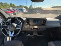 Gebraucht Mercedes Sprinter 143 PS (105 kW) 2021 Silber Van
