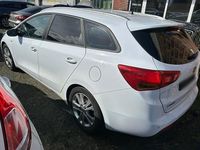 Gebraucht Kia Ceed 100 PS (73 kW) 2013 Weiß Kleinwagen