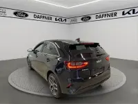 Neu Kia Ceed 140 PS (102 kW) 2025 Schwarz Kleinwagen