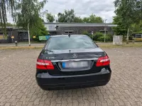 Gebraucht Mercedes E220 170 PS (125 kW) 2010 Schwarz Limousine