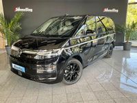 Second-hand VW Multivan Style 150 CP (110 kW) 2024 Negru Monovolum