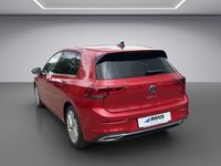 Gebraucht VW Golf VIII Style 150 PS (110 kW) 2022 Rot / kings red (metallic) Limousine