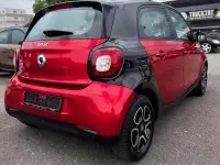 Gebraucht Smart ForFour 90 PS (66 kW) 2018 Schwarz Kleinwagen
