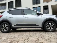 Gebraucht Dacia Sandero Comfort 91 PS (66 kW) 2021 Grau SUV