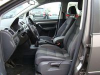Gebraucht VW Touran Conceptline 140 PS (102 kW) 2009 Van / Kleinbus