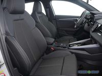 Gebraucht Audi S3 Ambiente 333 PS (244 kW) 2025 Gletscherweiß Limousine