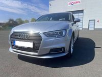 Gebraucht Audi A3 116 PS (85 kW) 2018 Silber Limousine