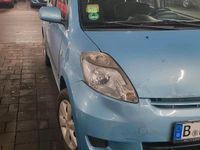 Gebraucht Daihatsu Sirion 69 PS (50 kW) 2009 Blau Kleinwagen
