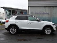 Gebraucht VW T-Roc Life 110 PS (80 kW) 2023 Weiß SUV