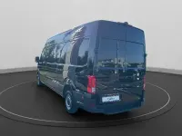 Gebraucht VW Crafter 103 PS (75 kW) 2024 Schwarz Van