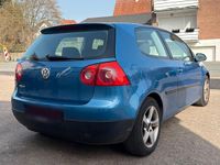 Gebraucht VW Golf 75 PS (55 kW) 2003 Blau Coupé