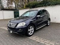 Gebraucht Mercedes ML300 204 PS (150 kW) 2010 Blau SUV