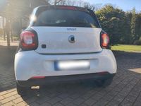 Gebraucht Smart ForFour Electric Drive 60 kW (82 PS) 2018 Weiß Kleinwagen