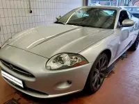 Używany Jaguar XK 298 KM (219 kW) 2006 Srebrny Coupe