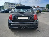 Gebraucht Mini Cooper S Classic 178 PS (130 kW) 2022 Midnight black ii Kleinwagen