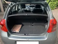 Gebraucht Toyota Yaris 69 PS (50 kW) 2009 Grau Kleinwagen