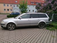 Gebraucht VW Passat 178 PS (130 kW) 2002 Silber Kombi