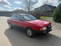 Käytetty Audi 80 Design 90 HP (66 kW) 1990 Punainen Sedan