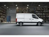 Gebraucht Mercedes Sprinter 150 PS (110 kW) 2024 Arktikweiß Van