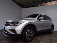 Gebraucht VW Tiguan Active 150 PS (110 kW) 2023 Silber SUV
