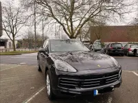 Second-hand Porsche Cayenne 340 CP (250 kW) 2018 Negru SUV