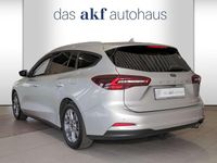 Gebraucht Ford Focus Titanium 116 PS (85 kW) 2024 Polarsilber metallic Kombi