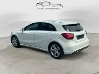 Gebraucht Mercedes A180 122 PS (89 kW) 2017 Calcitweiss/zirrusweiss Kleinwagen