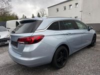 Gebraucht Opel Astra 136 PS (100 kW) 2017 Blau Limousine