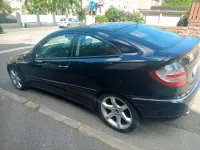 Gebraucht Mercedes C180 143 PS (105 kW) 2007 Schwarz Coupé