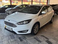 Gebraucht Ford Focus Titanium 120 PS (88 kW) 2017 Weiß Limousine